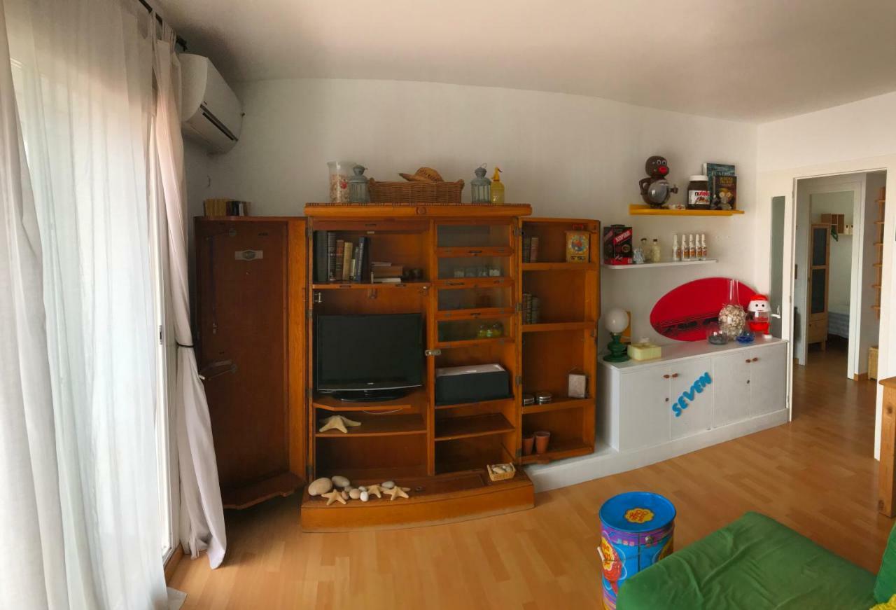 Rits Beachfront Apartment
